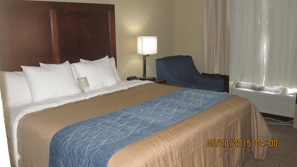 Comfort Inn Jamaica Downtown Нью-Йорк Номер фото